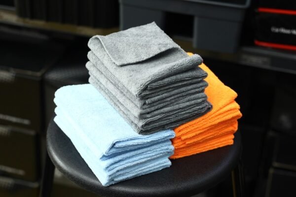 Edgeless Microfiber 300 gsm 33 x 33 cm