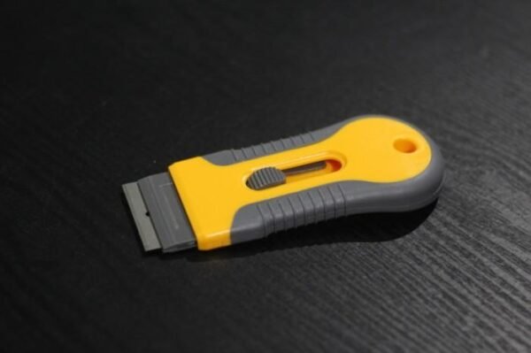 Razor Blade Scrapper