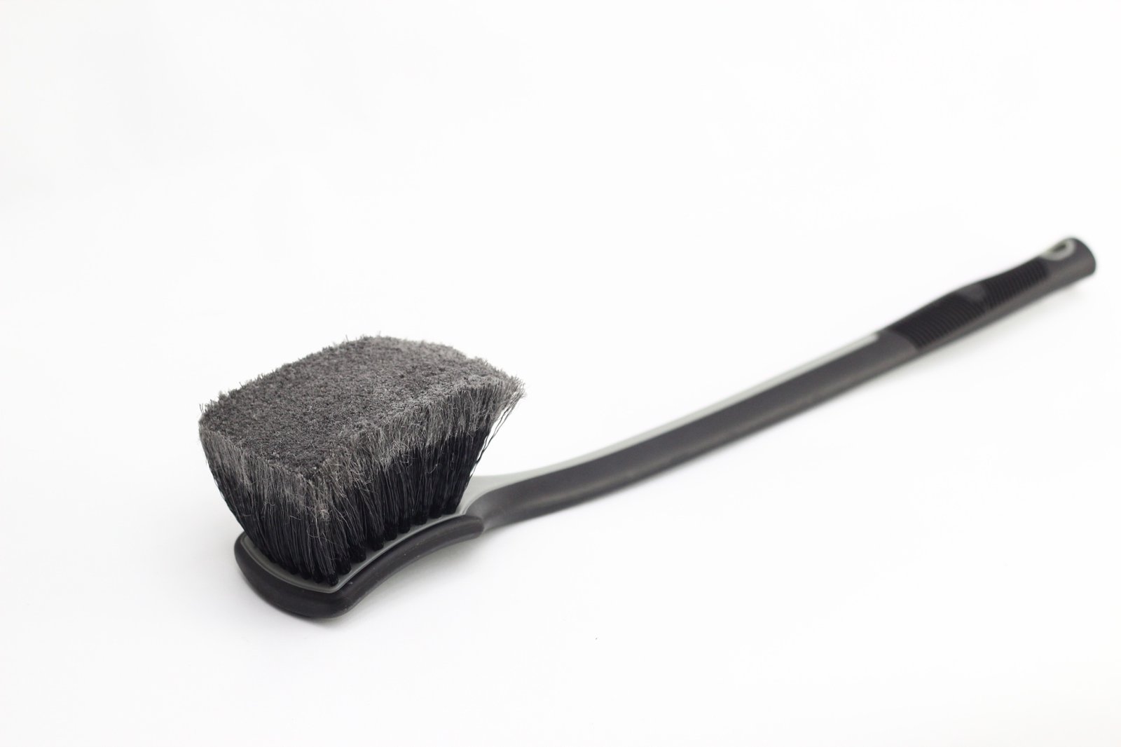 Fender Brush Long Handle Soft Tip - Image 3
